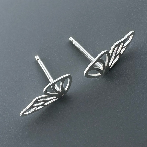 Sterling Silver Novelty Butterfly Studs - Picture 4 of 7